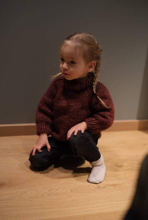 Solveig Sweater Junior V2