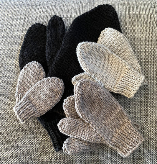 Everyday Mittens (English)